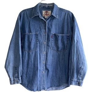 Levi’s vintage 90s Red Tab Distressed Light Blue Jean Button Shirt Man/Women's M